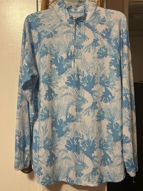 CALE Light Blue & White Coral-Print Long Sleeve Shirt